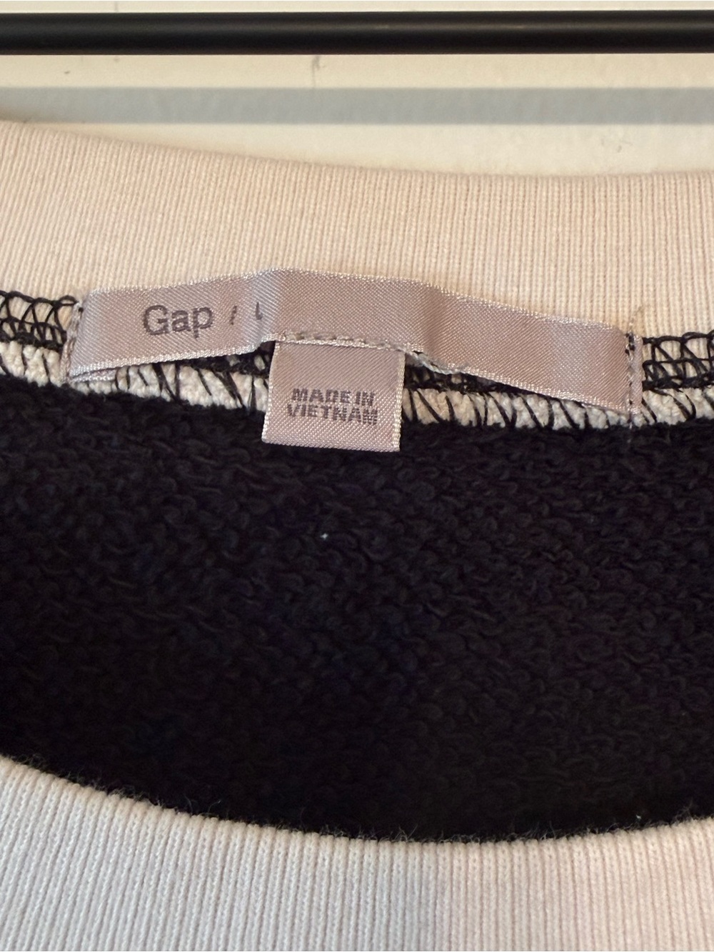 GAP Boxy Short Sleeve Scoop Neck Sweatshirt - Picture 2 of 5